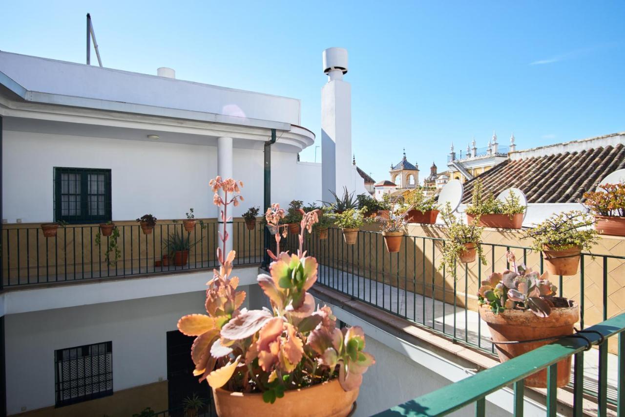 Archeros Skyview Seville Exterior photo